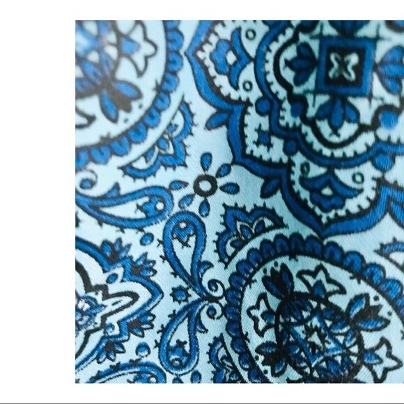 Vintage Paisley Geometric Bermuda Shorts Blue Size Small - Picture 2 of 11